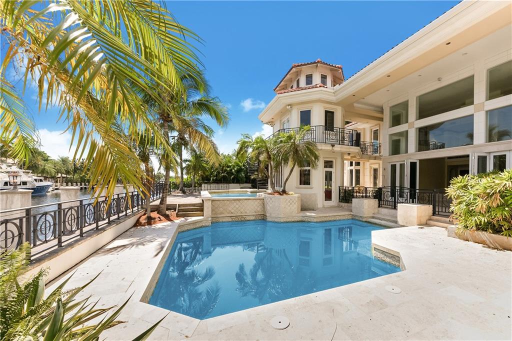 Del Lago Isle 42-2 B - Residential