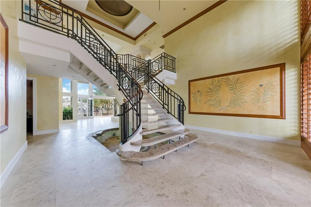 Del Lago Isle 42-2 B - Residential