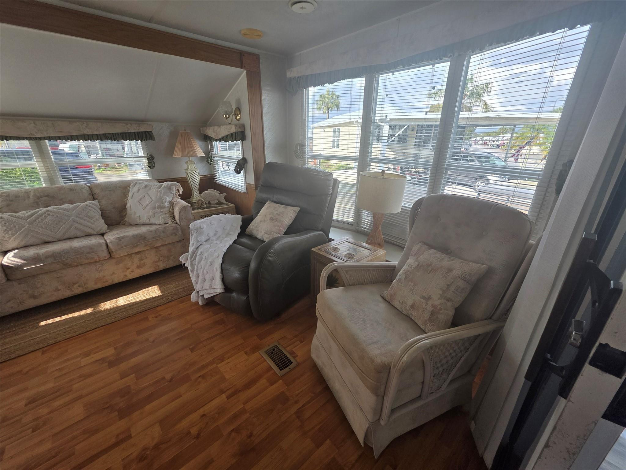 Ancient Oaks RV Resort - Residential