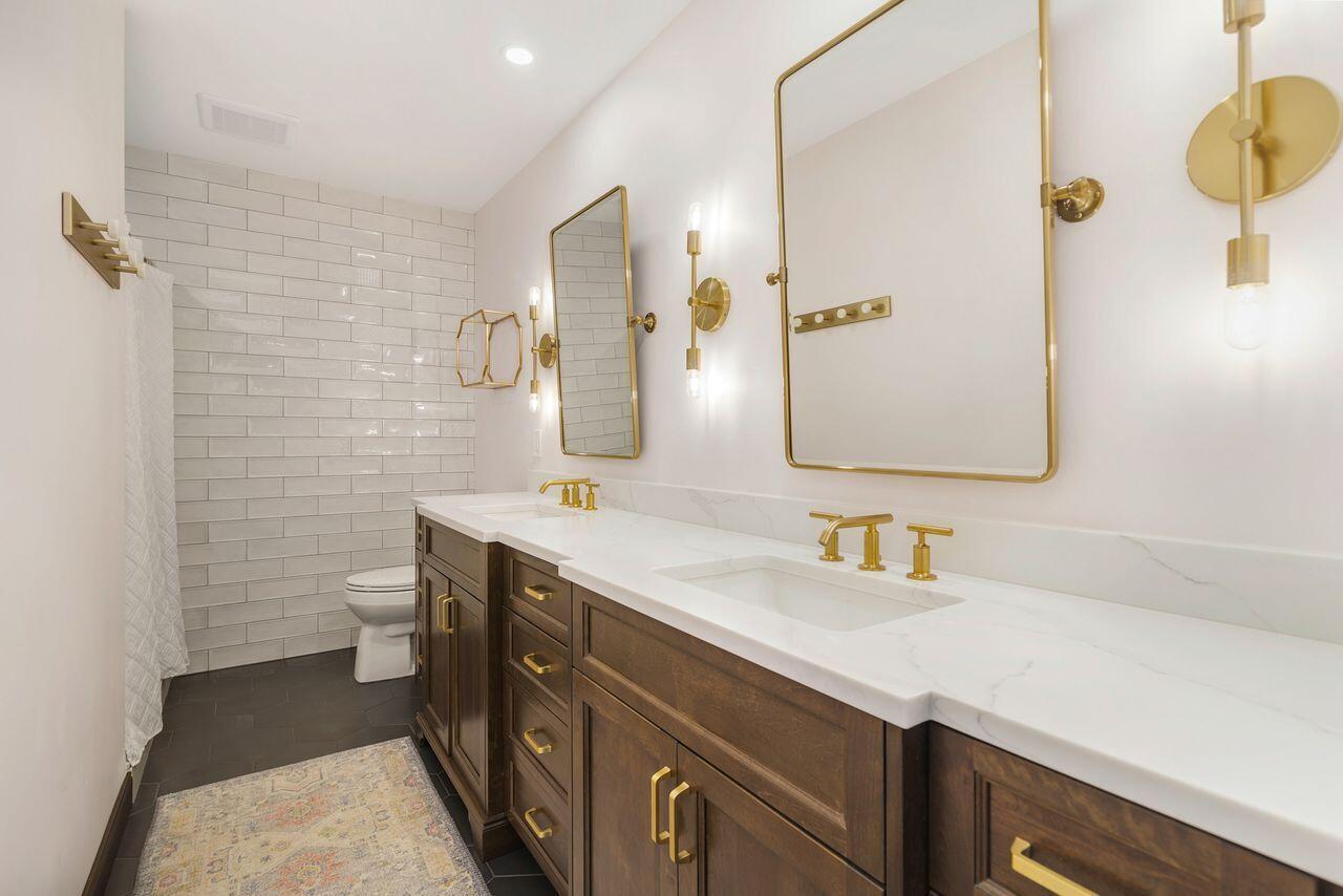 TRAILWOOD - Residential