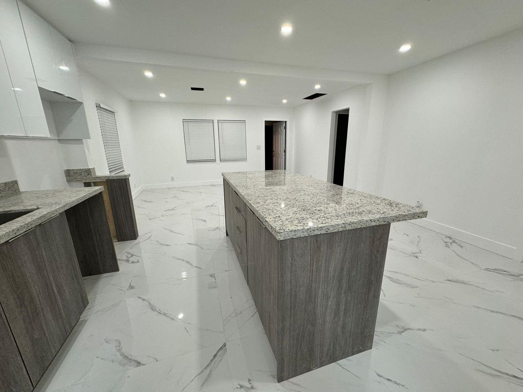 Photo of 224 SW 5th Avenue, Delray Beach, FL 33444 (MLS # F10443556)