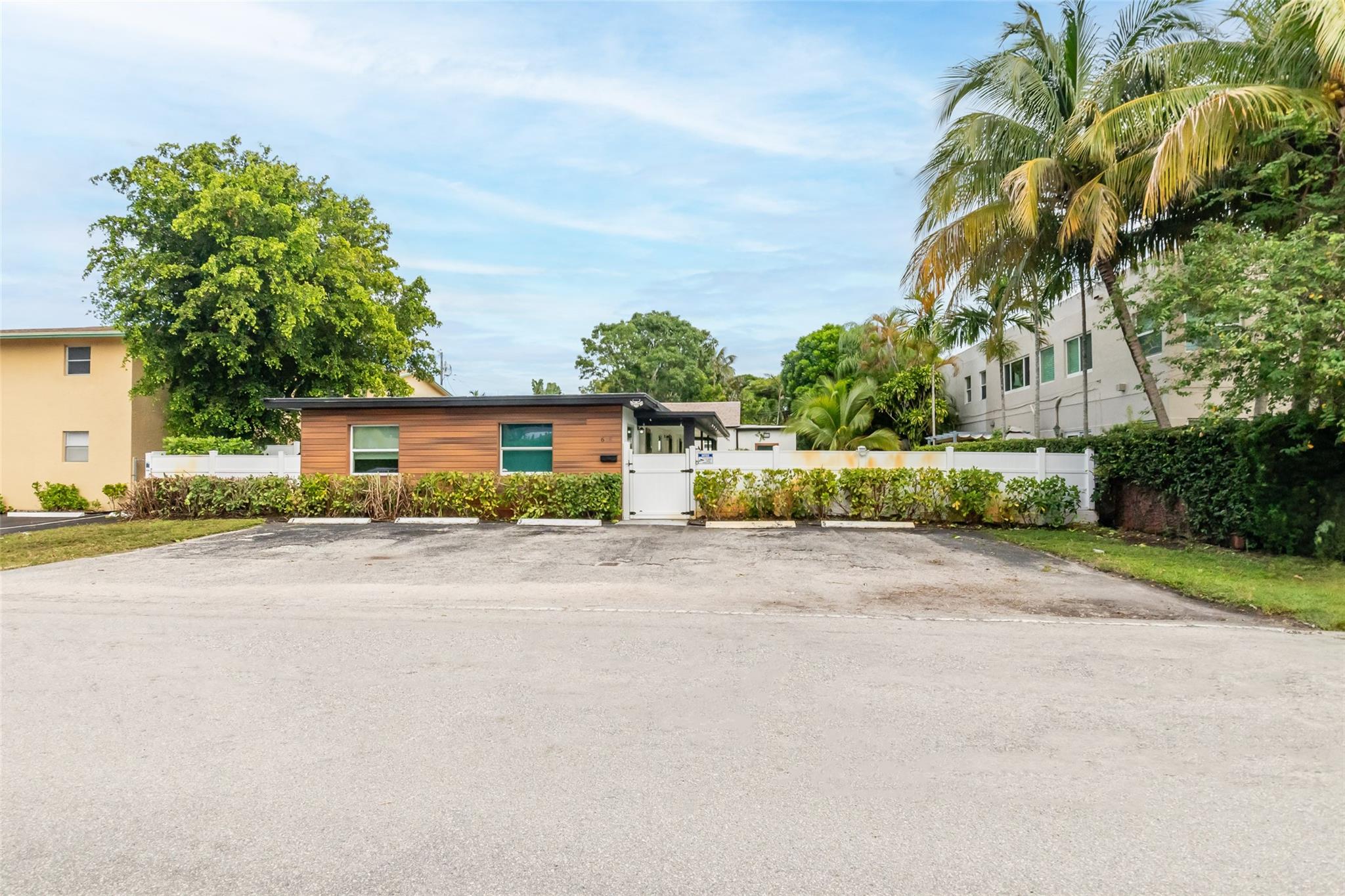 Don't miss this opportunity to own a fully renovated five-plex in the heart of Victoria Park! Property features, one 2 bedroom, three one bedroom units and one studio. Ample common area space with hammocks, grill, fire pit and laundry facility on site. Gross income about $16k per gross month on average. Current landlord receives $9k from the tenant each month and only pays taxes and insurance. Current tenant willing to stay on and keep the same agreement for up to 3 years OR take over and mange yourself for higher profit. FUTURE DEVELOPMENT opportunity for three townhomes near Holiday Park.