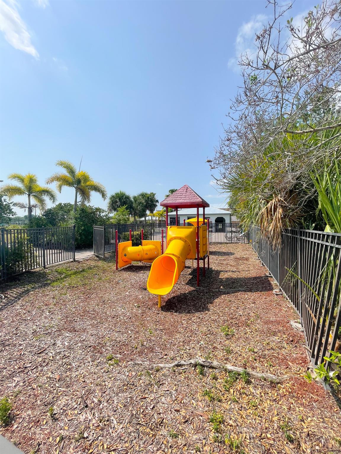 SWEET LAKES VILLAS - Residential