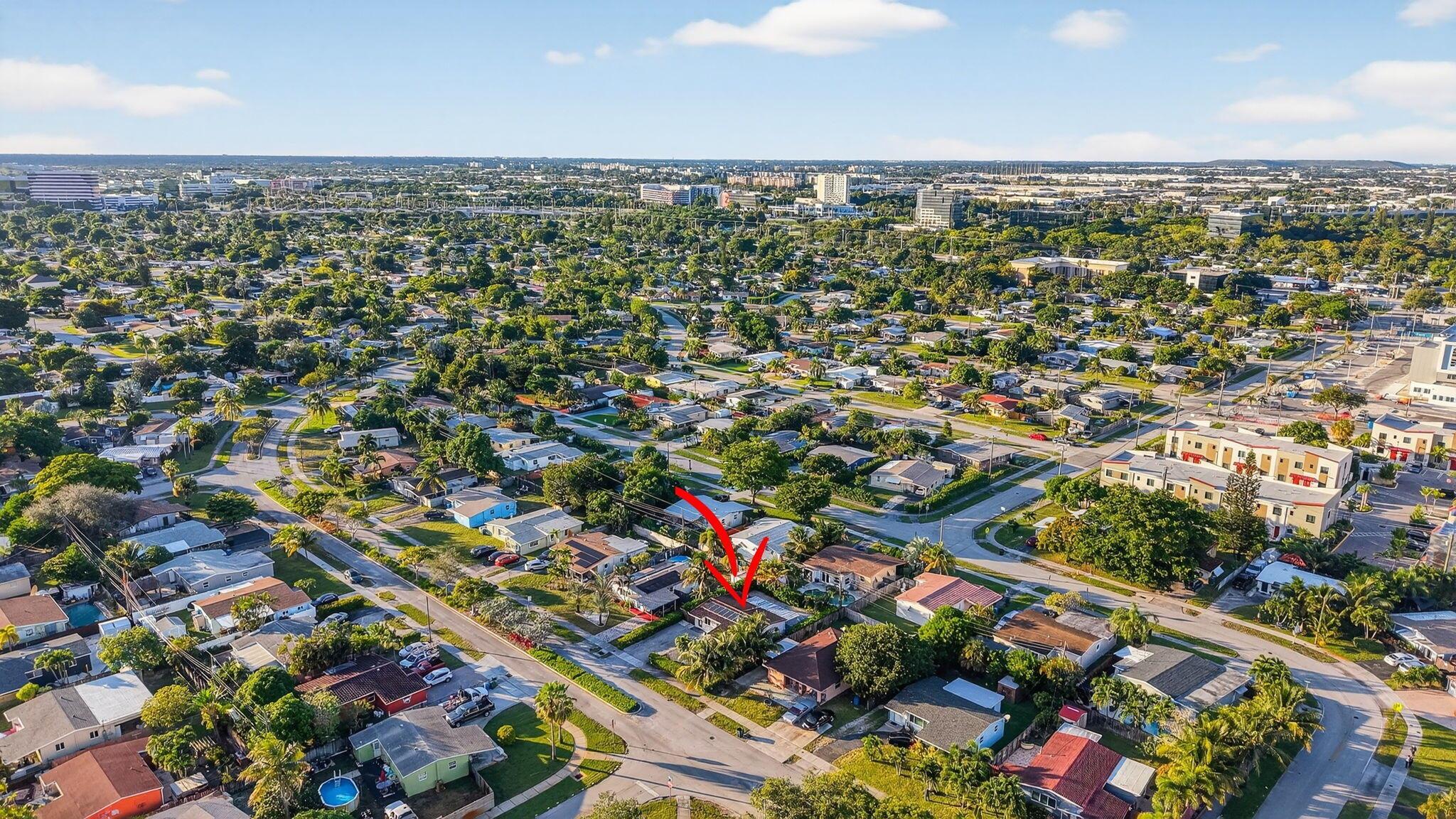 COLLIER ESTATES FIFTH ADD - Residential