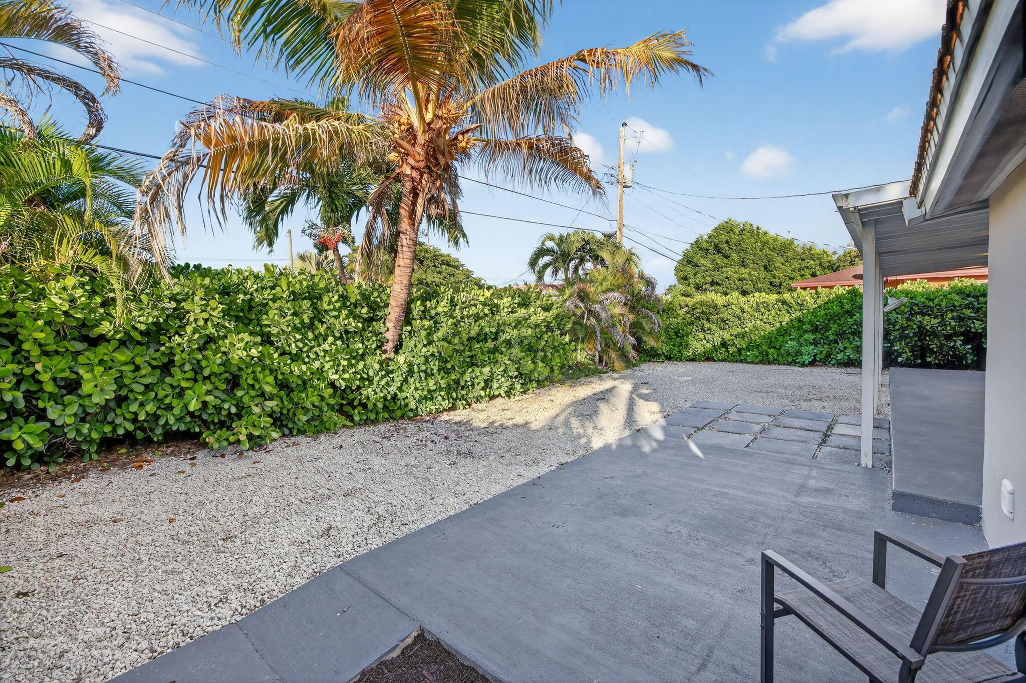 COLLIER ESTATES FIFTH ADD - Residential