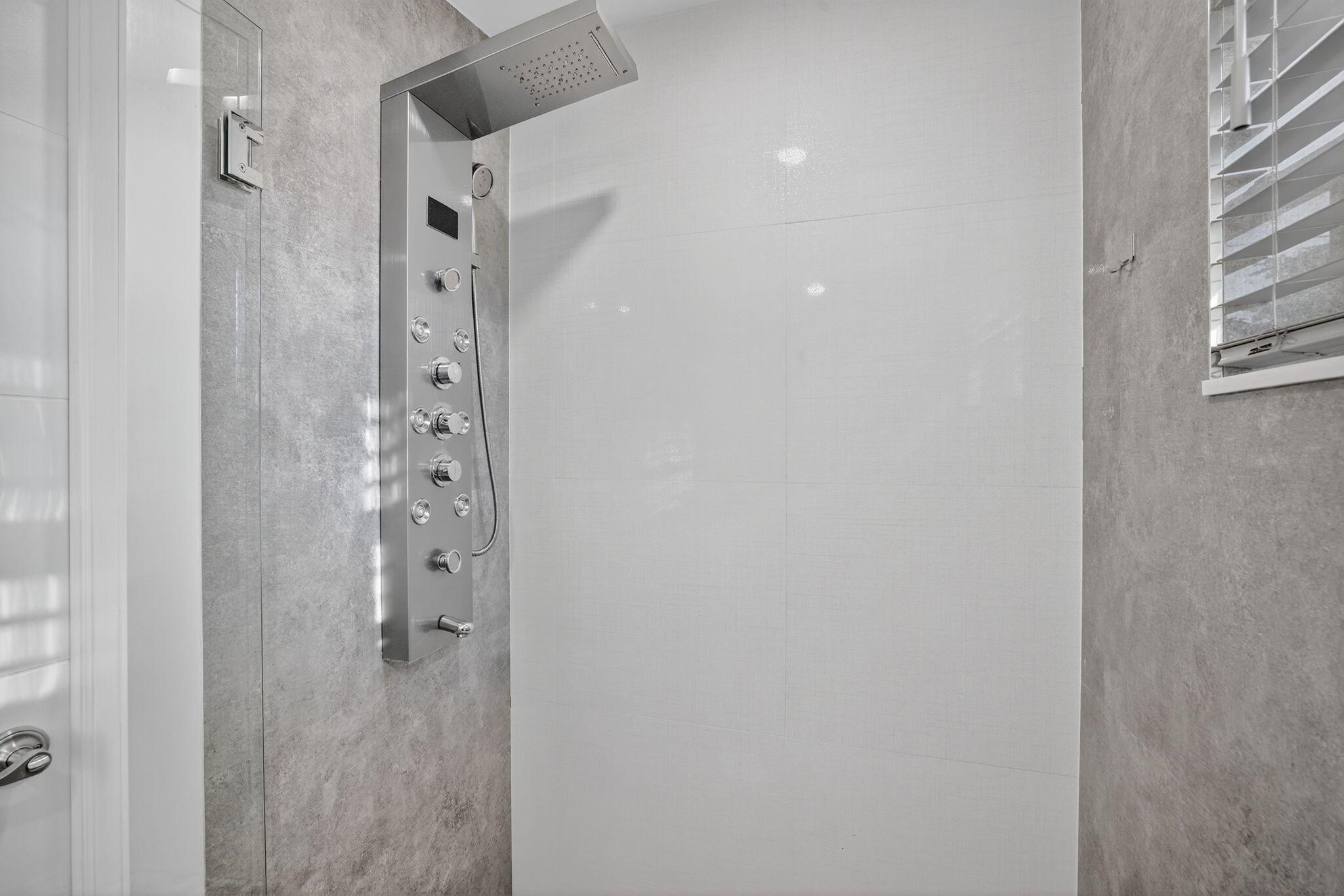 COLLIER ESTATES FIFTH ADD - Residential