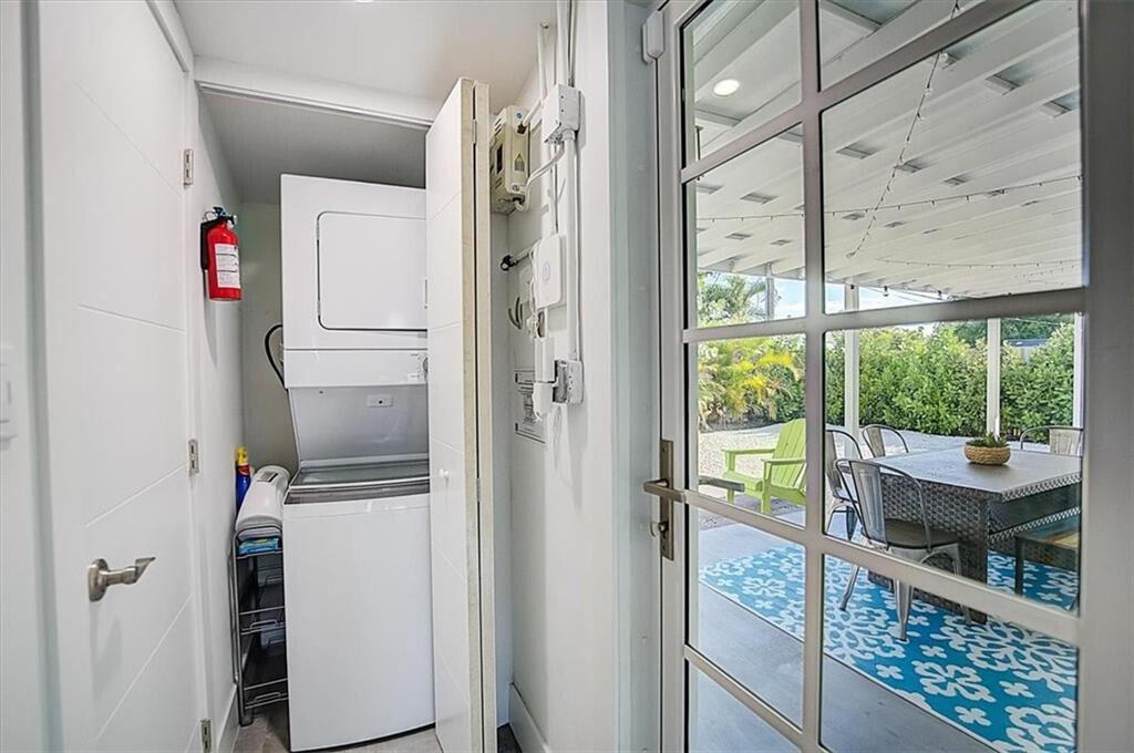 COLLIER ESTATES FIFTH ADD - Residential