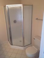 WATERSIDE LUXURY TOWNHOME - Residential