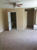 WATERSIDE LUXURY TOWNHOME - Residential