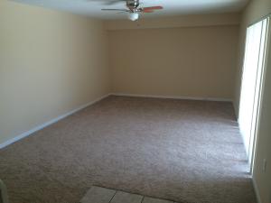 WATERSIDE LUXURY TOWNHOME - Residential