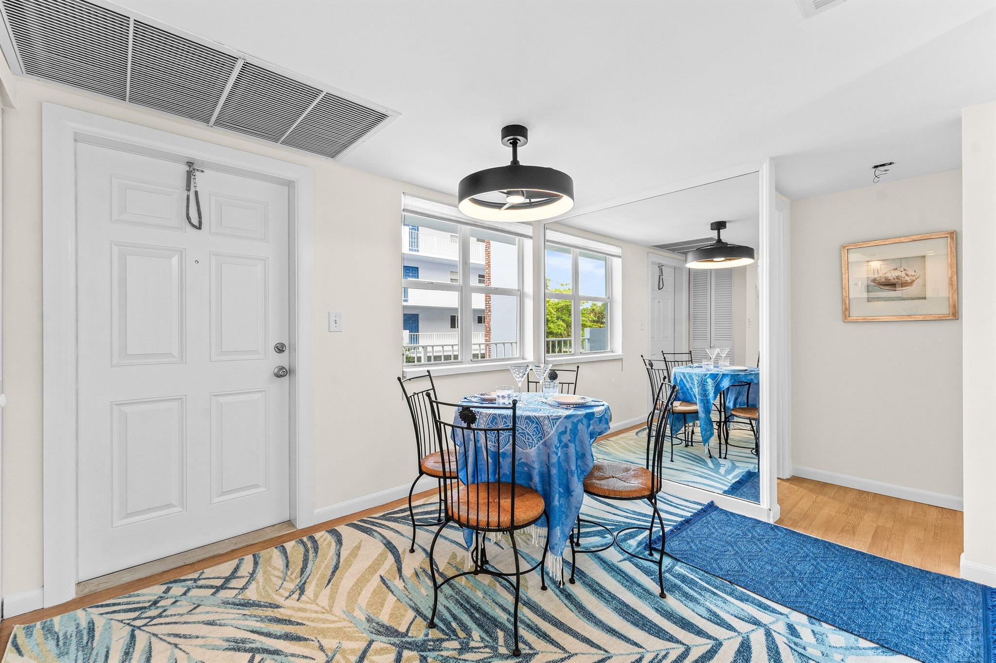 1810 New Palm Way 216