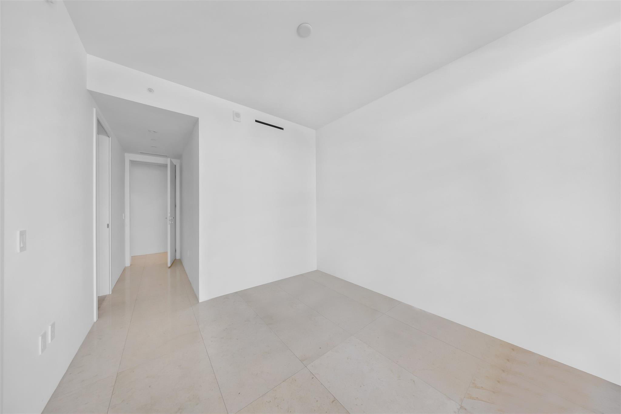 8701 Collins Ave Cond - Residential