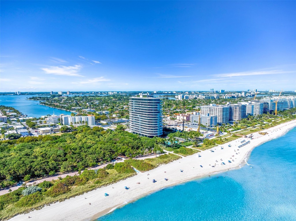 8701 Collins Ave Cond - Residential