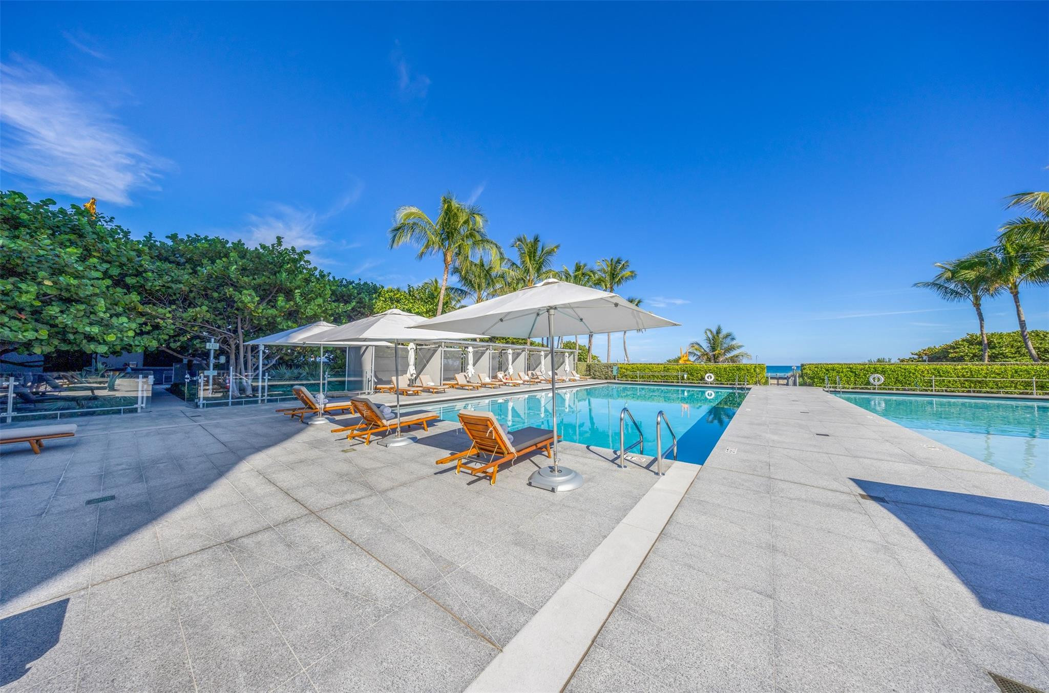 8701 Collins Ave Cond - Residential