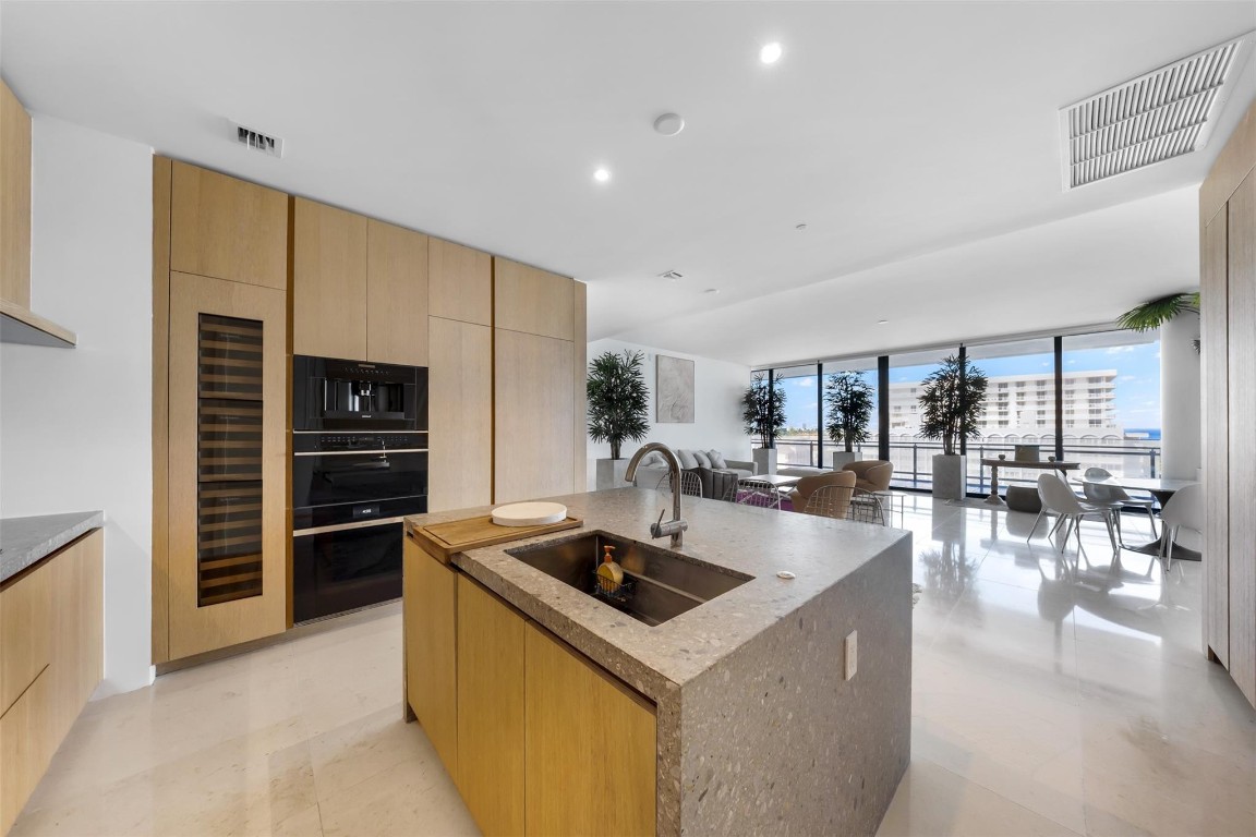 8701 Collins Ave Cond - Residential
