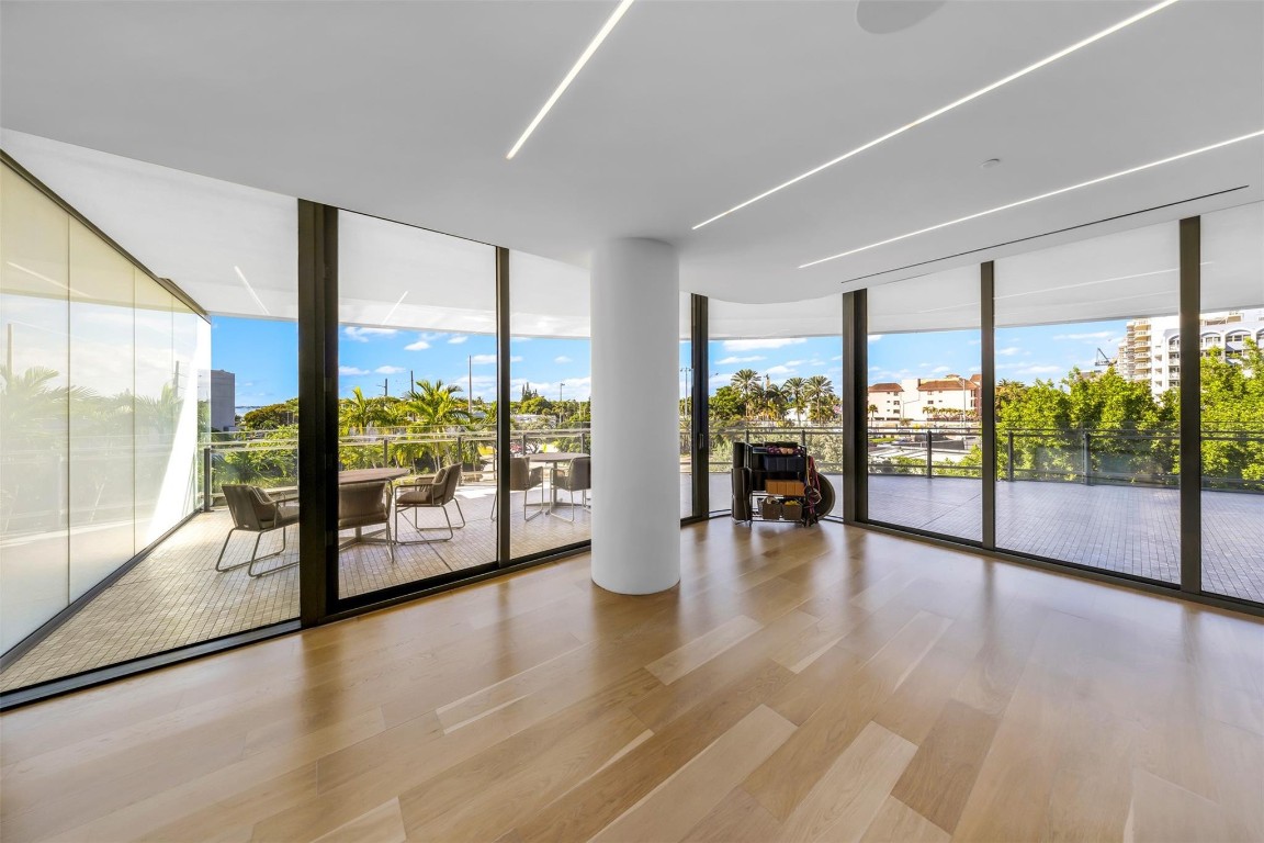 8701 Collins Ave Cond - Residential