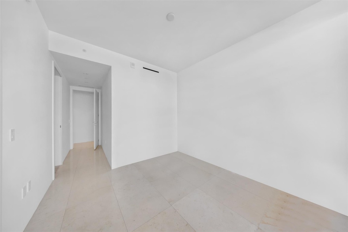 8701 Collins Ave Cond - Residential