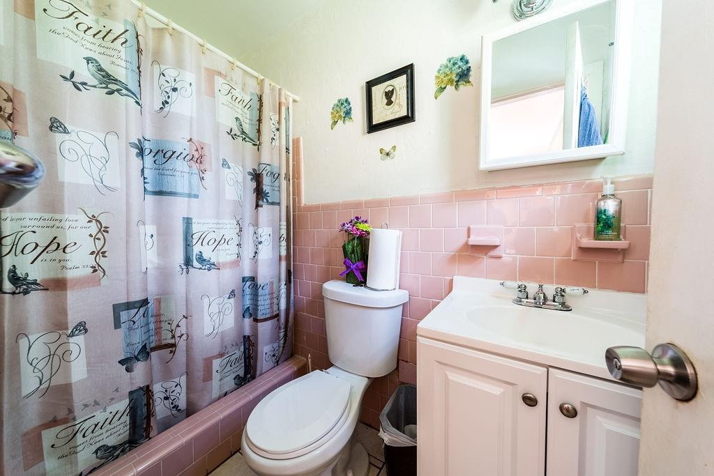 Broadview Country Club Es - Residential