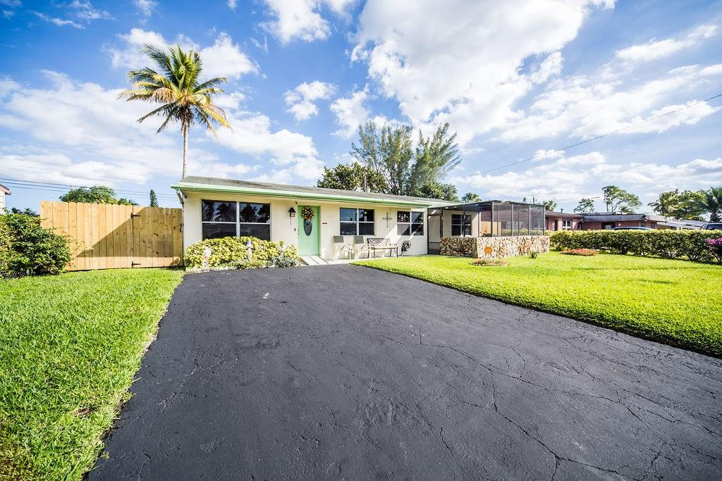 Broadview Country Club Es - Residential