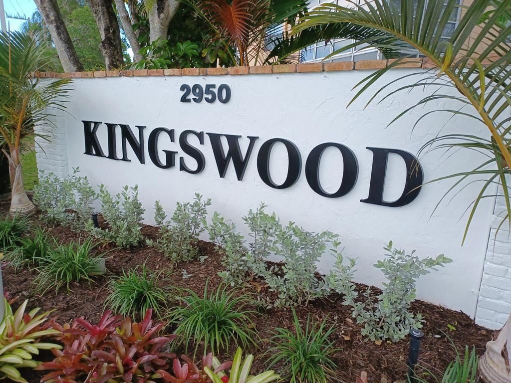 Photo of 2950 SE Ocean #Bld 2 Unit 6, Stuart, FL 34996 (MLS # R10797566)