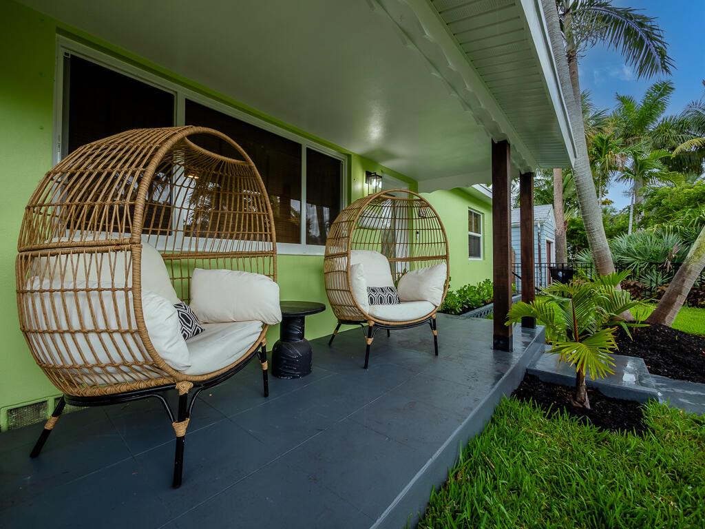 LAKE WORTH TOWN OF - Residential Lease