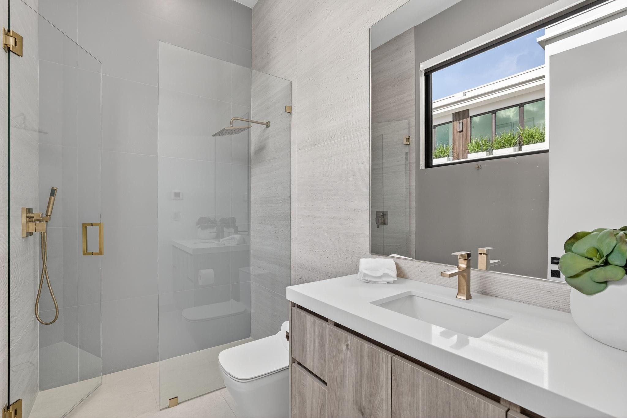 Coral Ridge Country Club - Residential