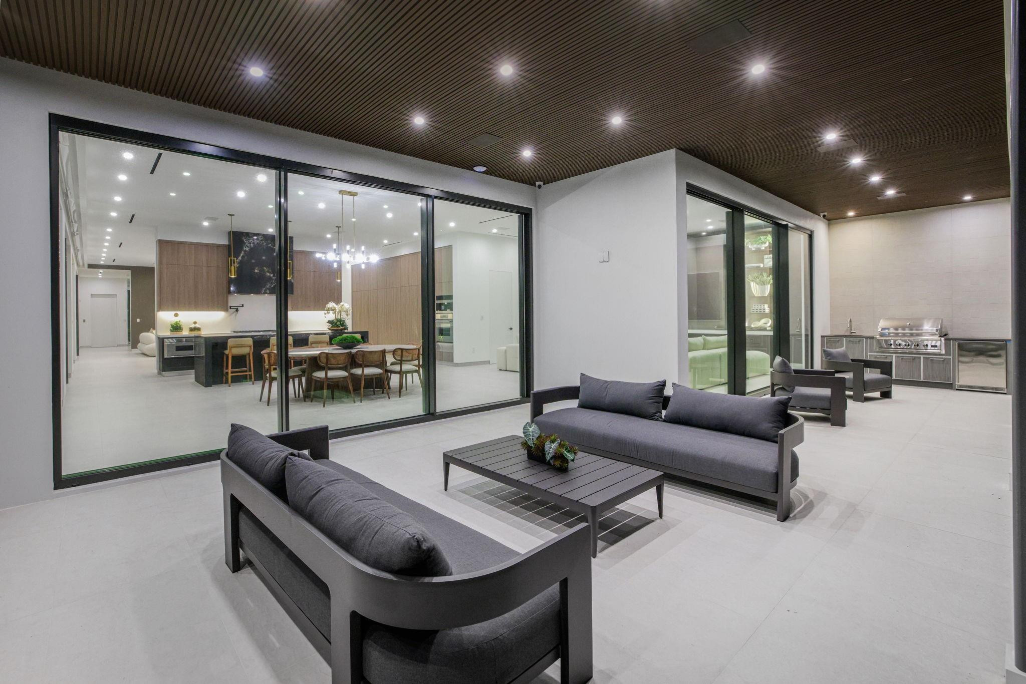 Coral Ridge Country Club - Residential