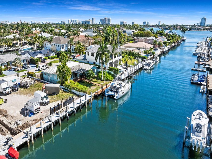 PRIME RIO VISTA NO FIXED BRIDGE 75' WATERFRONT! 5 MINUTES TO PORT EVERGLADES! WIDE CANAL WIDTH OF 125' PICKS UP THE PREVAILING SOUTHEASTERLY BREEZES! BRAND NEW SEAWALL BUILT BY QUALMANN! SHOVEL. READY PRIME LOT!