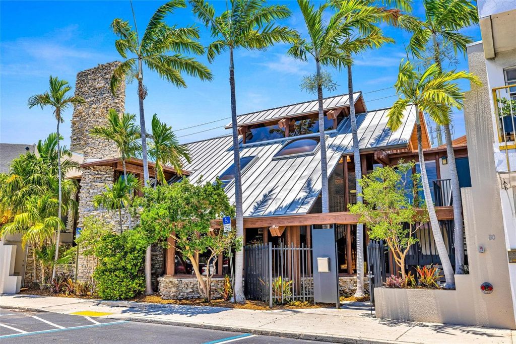 Photo of 3045 N Federal Highway, Fort Lauderdale, FL 33306 (MLS # F10511818)