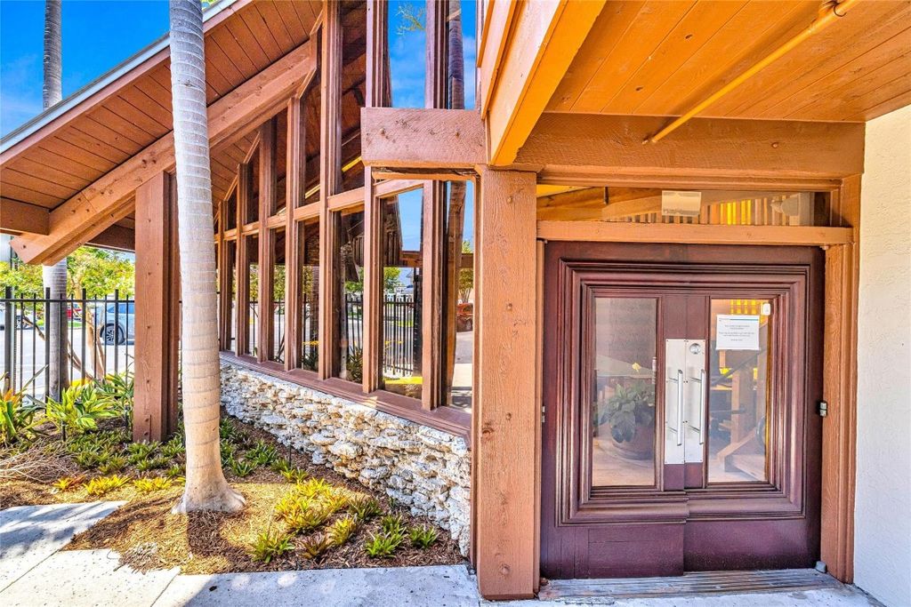 Photo of 3045 N Federal Highway, Fort Lauderdale, FL 33306 (MLS # F10511818)