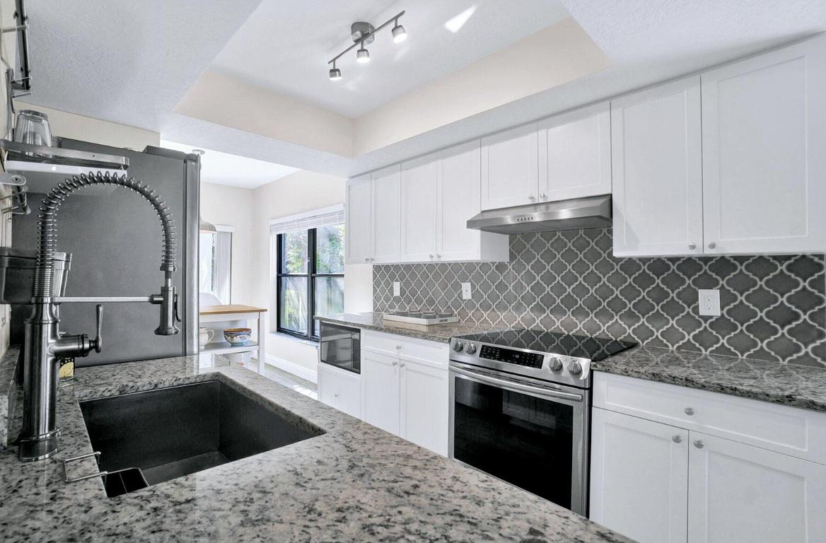 GOLF COTTAGES 2 CONDO - Residential Lease