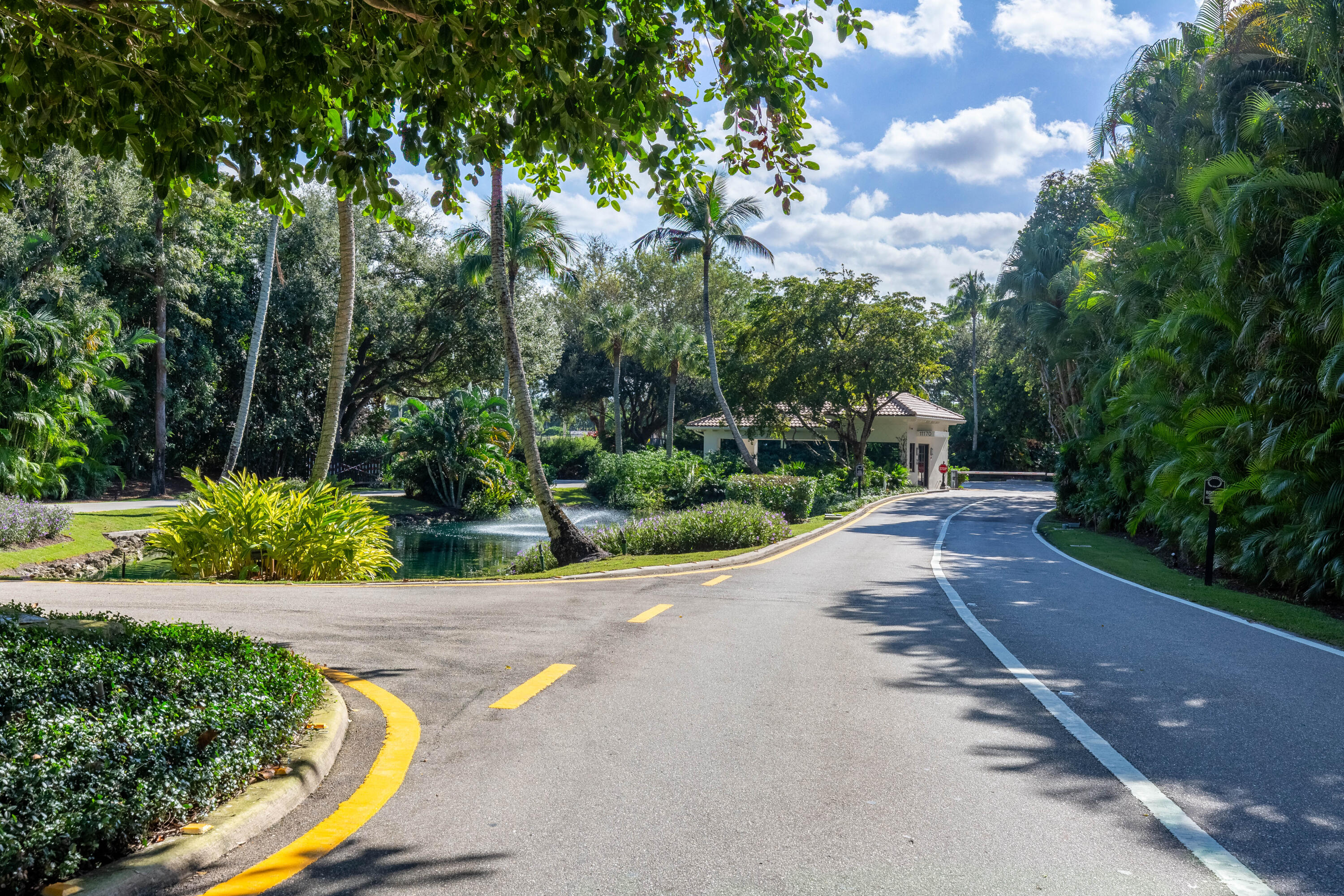 GOLF COTTAGES 2 CONDO - Residential Lease