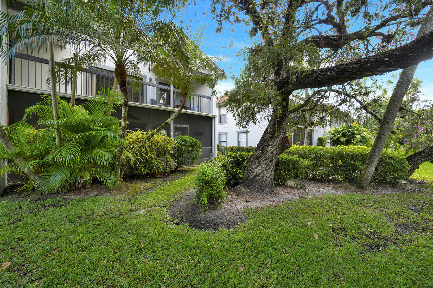 GOLF COTTAGES 2 CONDO - Residential Lease