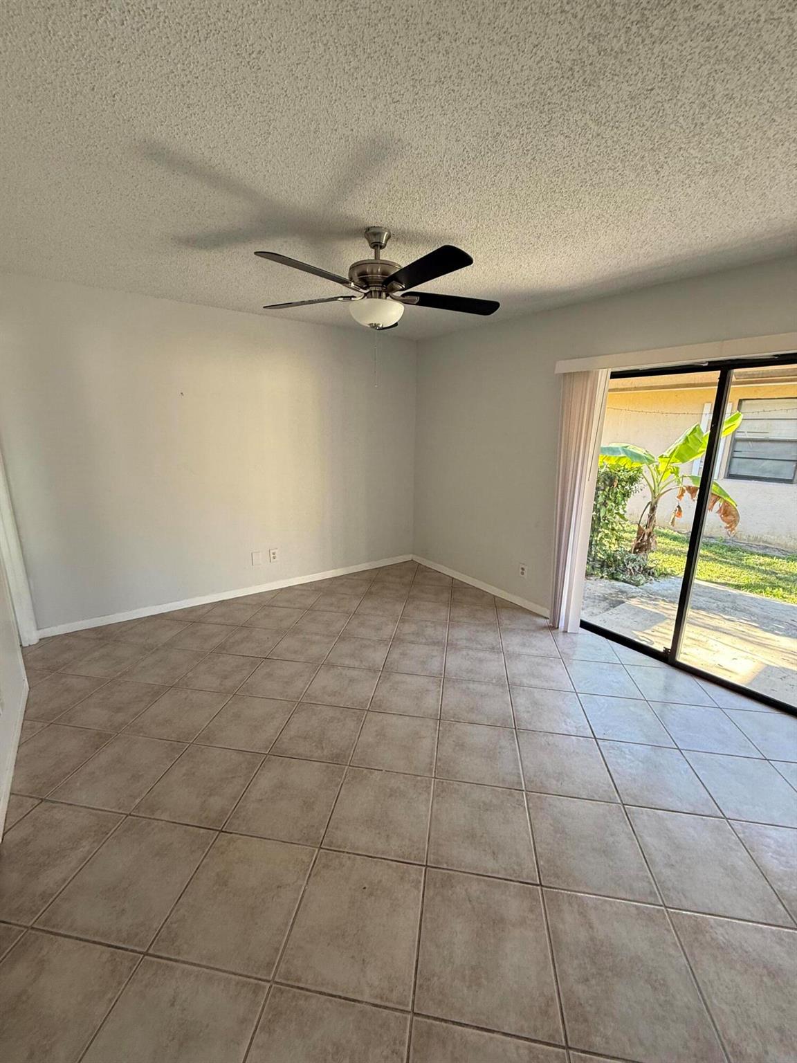 SOUTH SHORE NO 4 OF WELLI - Residential Lease