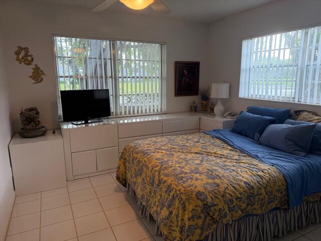 LYNDHURST F CONDO Century Village - Residential