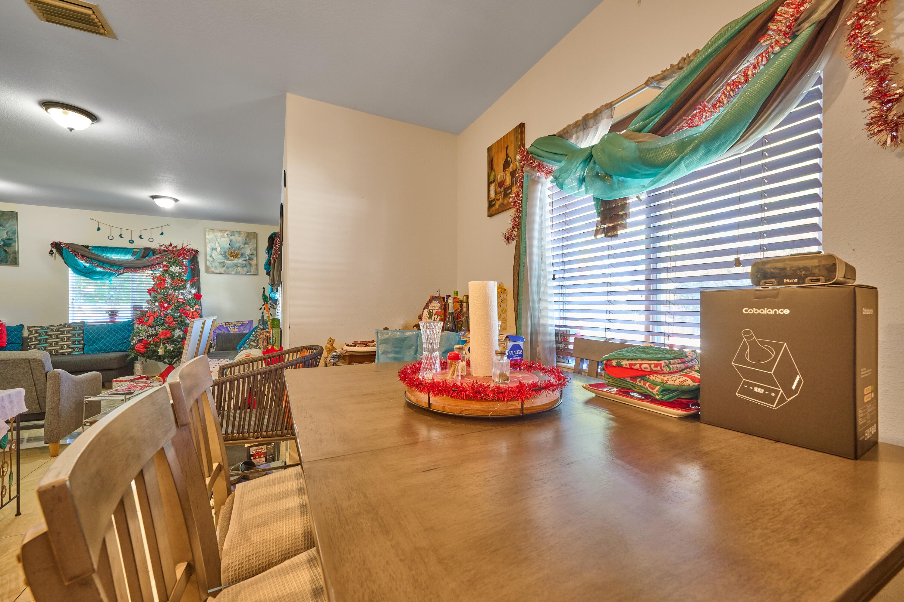 SEMINOLE LAWN - Residential