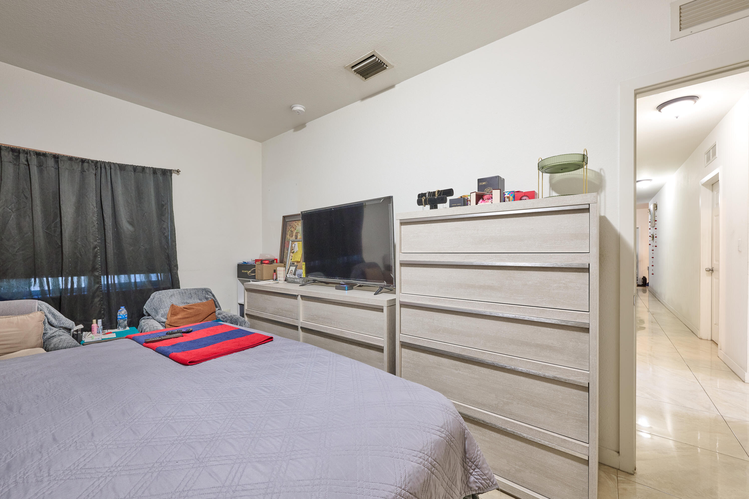 SEMINOLE LAWN - Residential