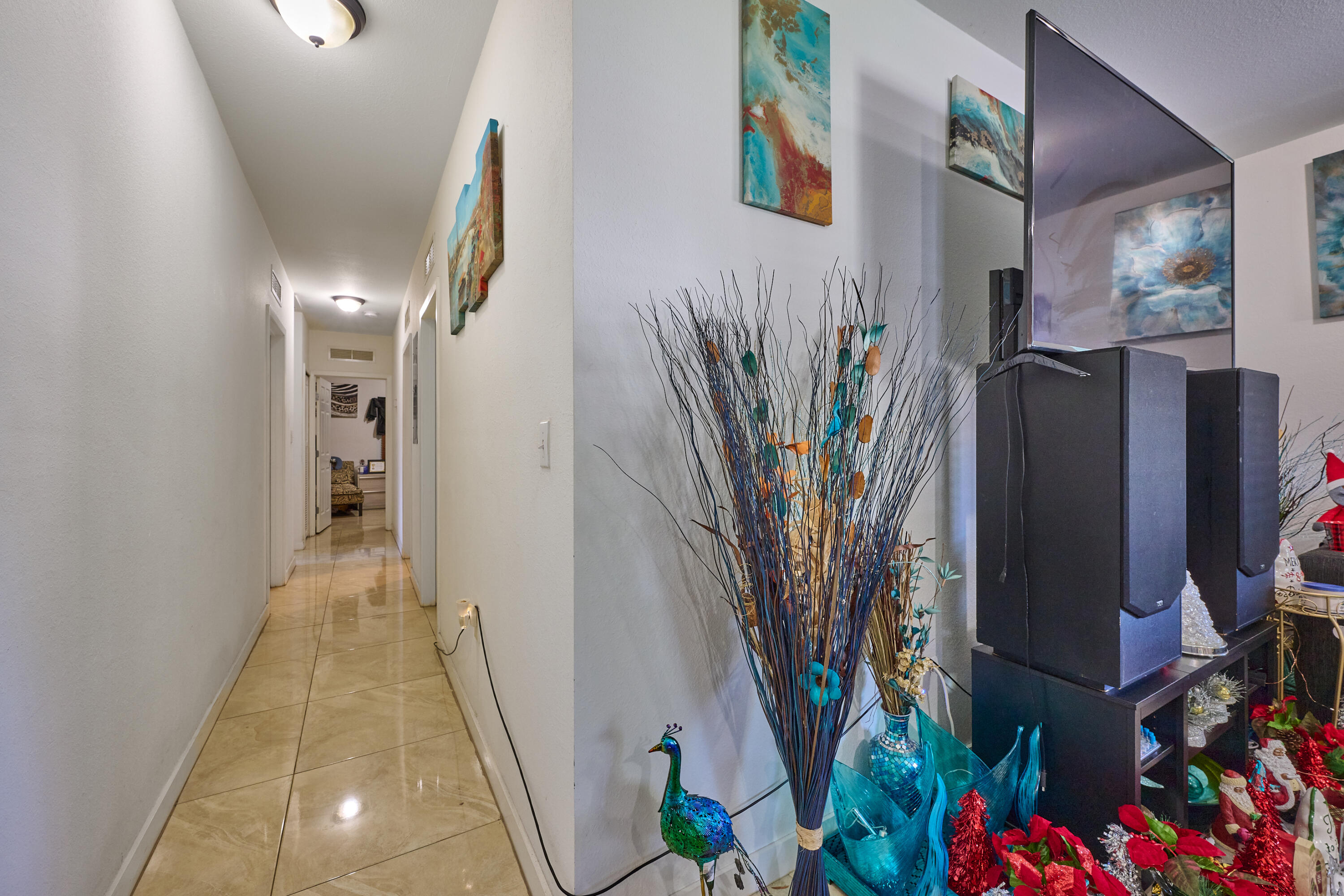 SEMINOLE LAWN - Residential