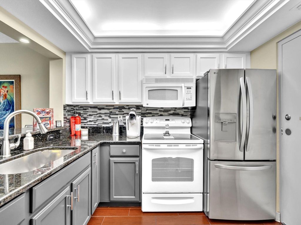 Photo of 4025 N Federal Highway #212B, Fort Lauderdale, FL 33308 (MLS # F10508759)