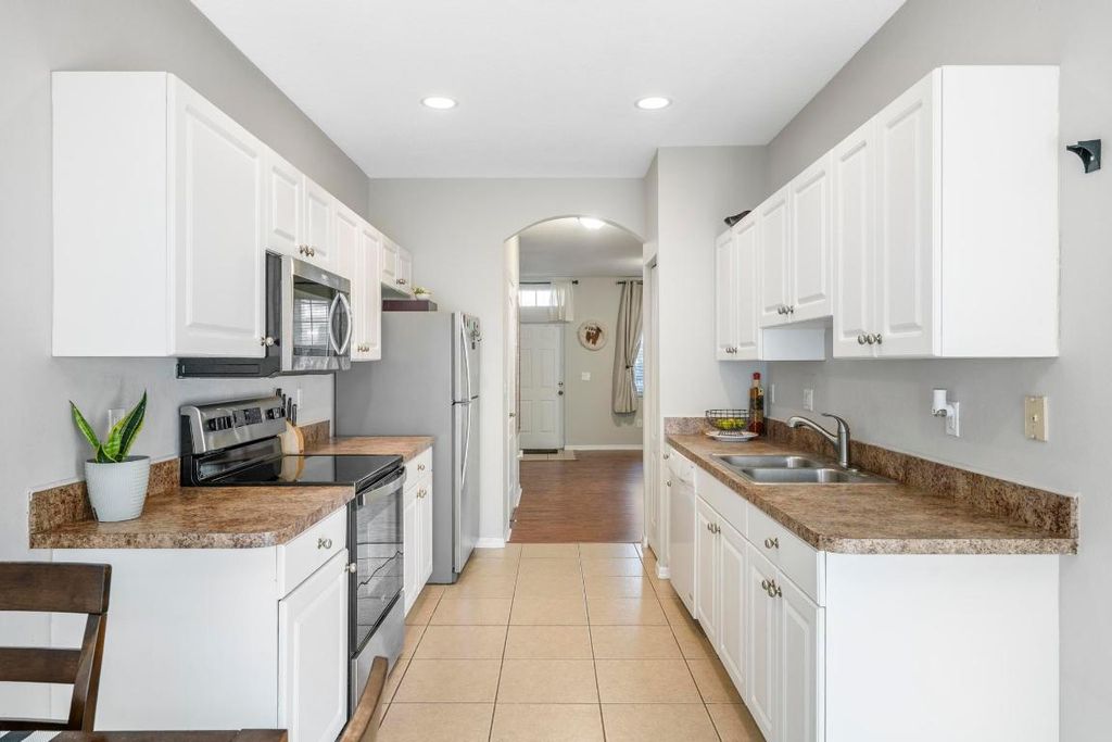 Photo of 2186 SE Destin Drive, Port Saint Lucie, FL 34952 (MLS # R11152917)