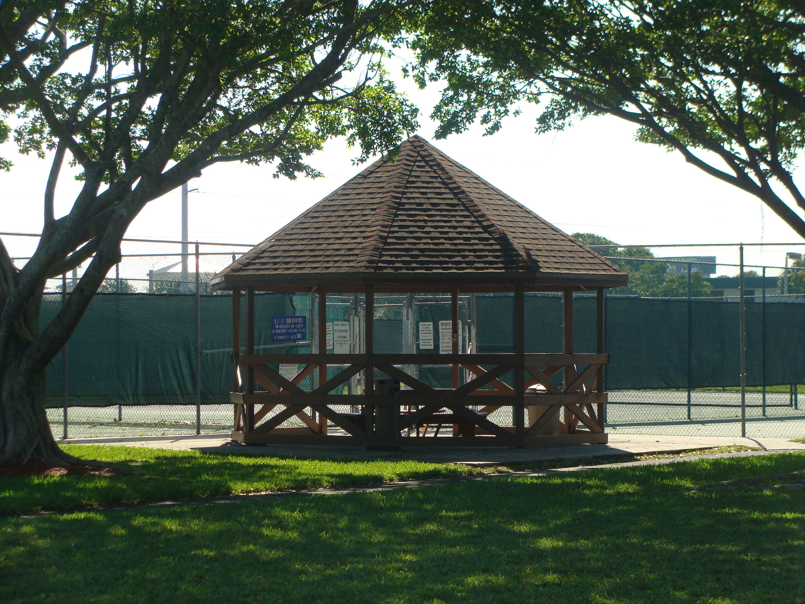 RAINBERRY LAKE - Residential Lease