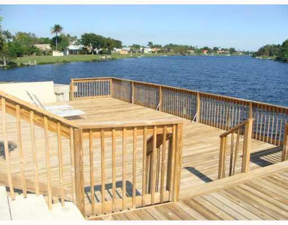 RAINBERRY LAKE - Residential Lease