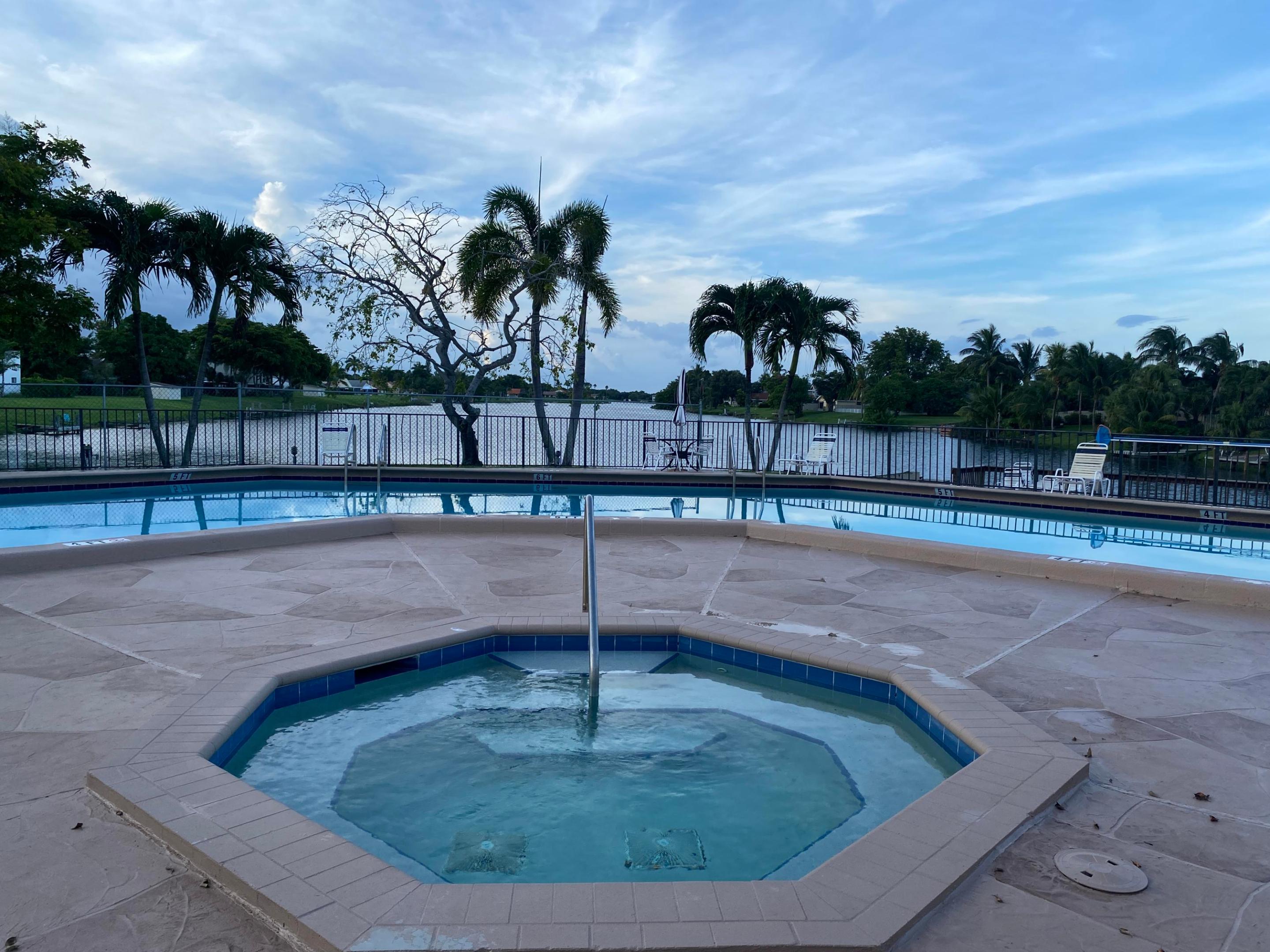 RAINBERRY LAKE - Residential Lease