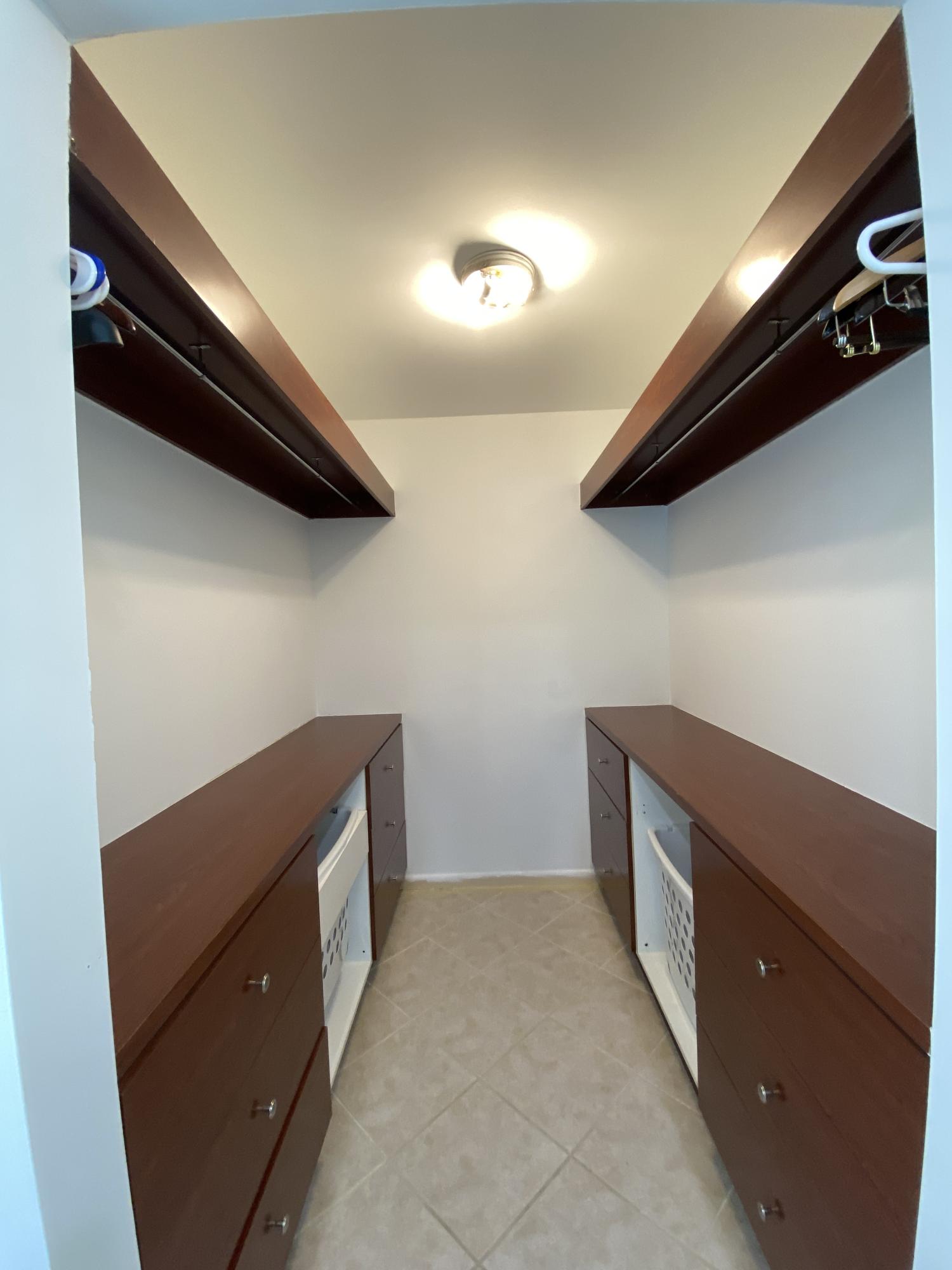 RAINBERRY LAKE - Residential Lease