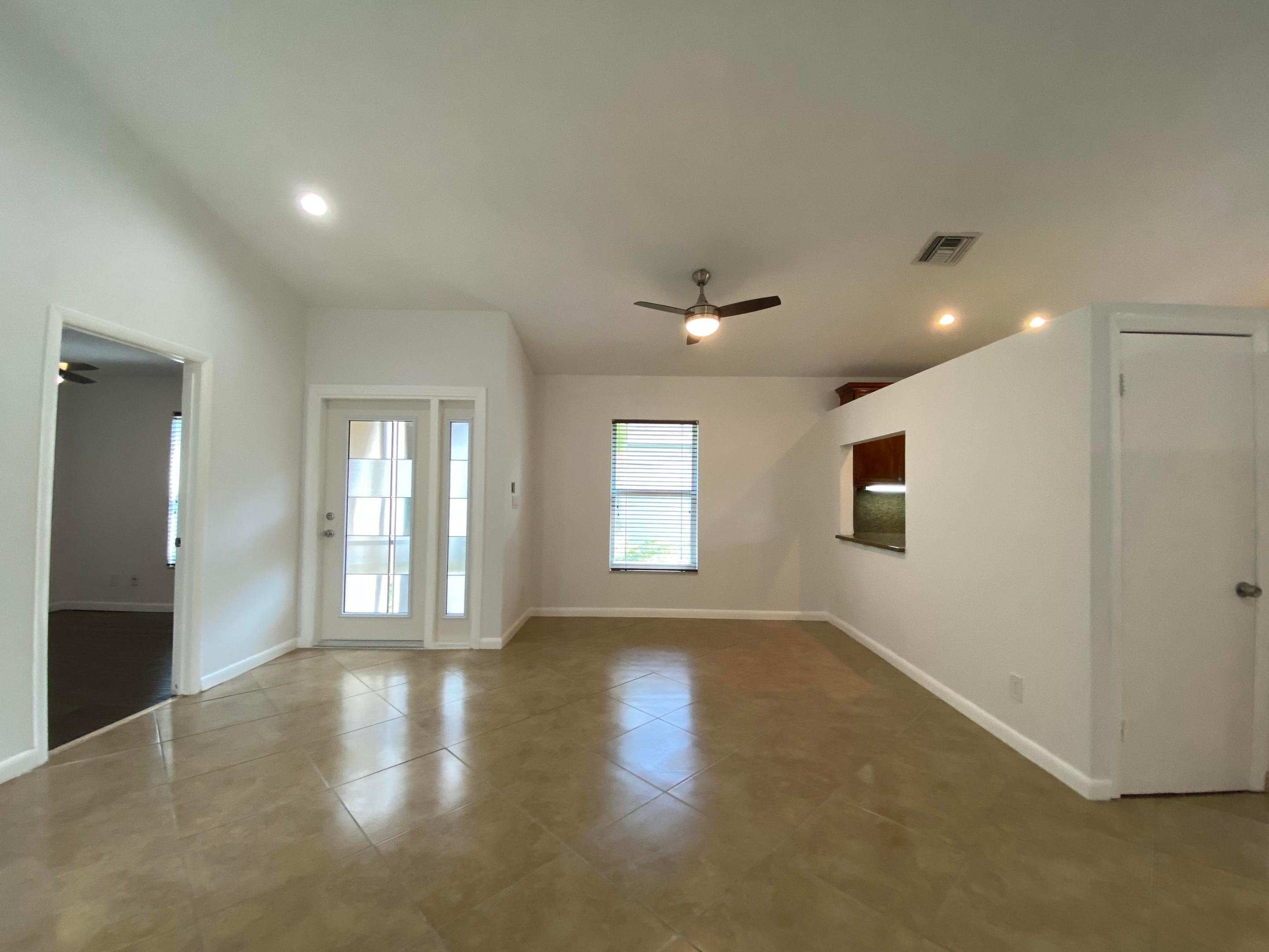 RAINBERRY LAKE - Residential Lease