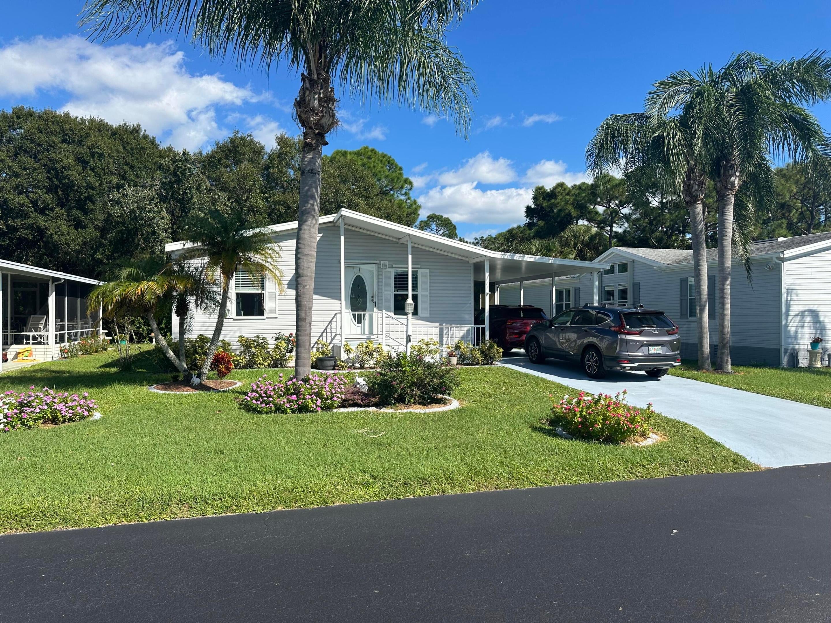 340 TROPICAL ISLES Circle H-11