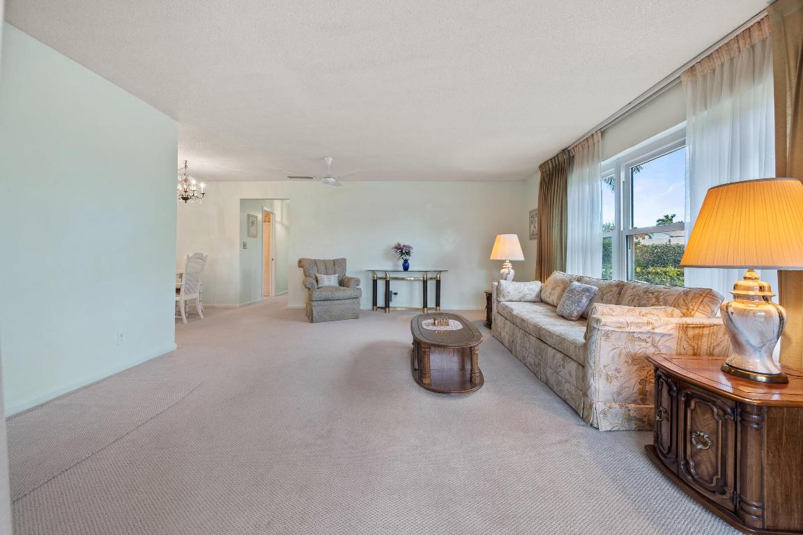 135 High Point Boulevard D