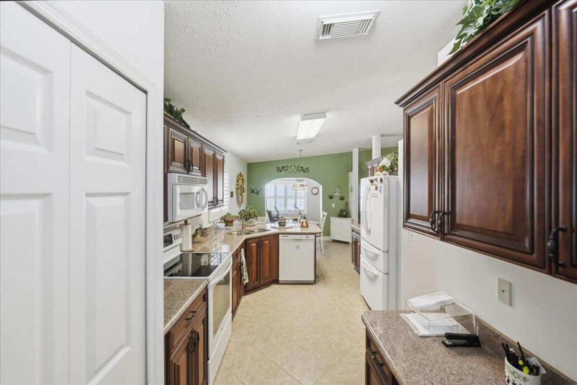 PALM GROVE SUBDIVISION - Residential