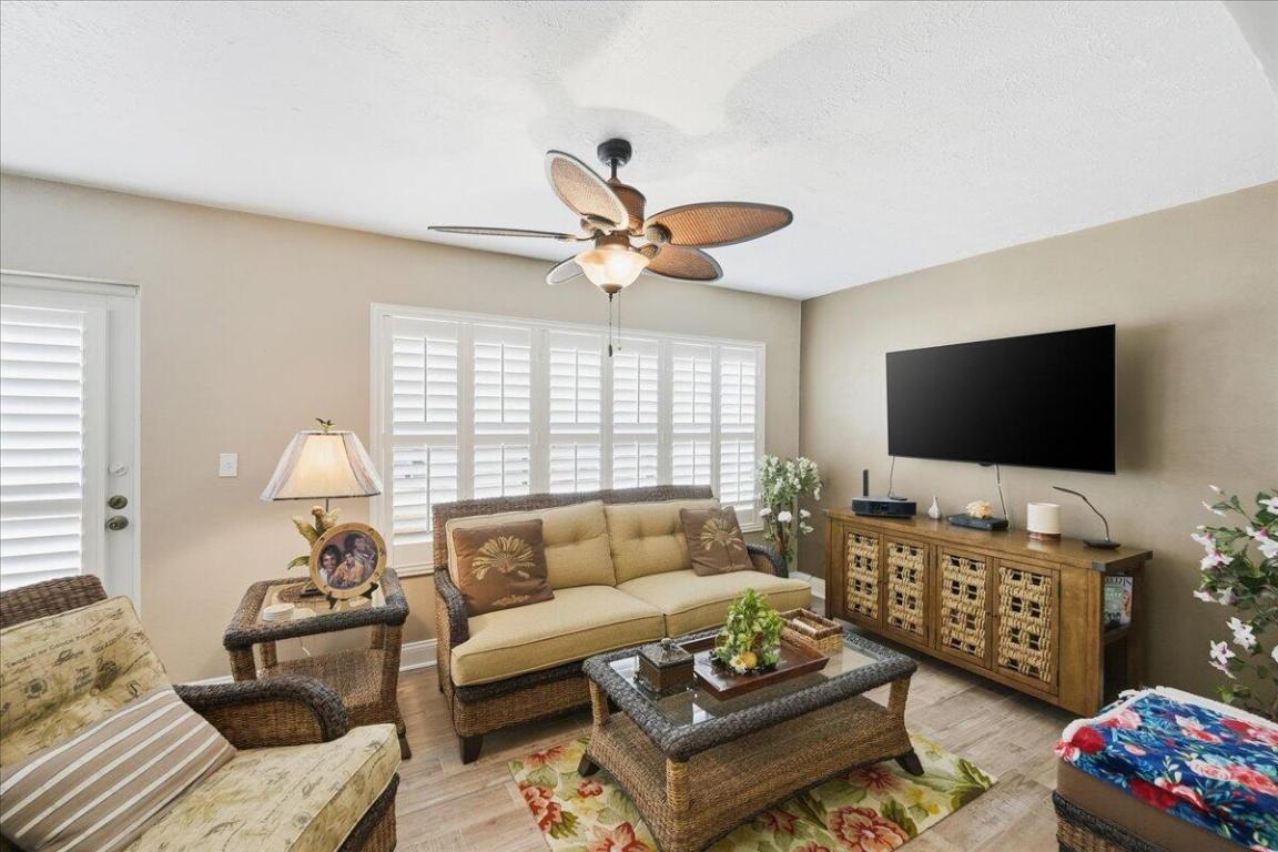 PALM GROVE SUBDIVISION - Residential