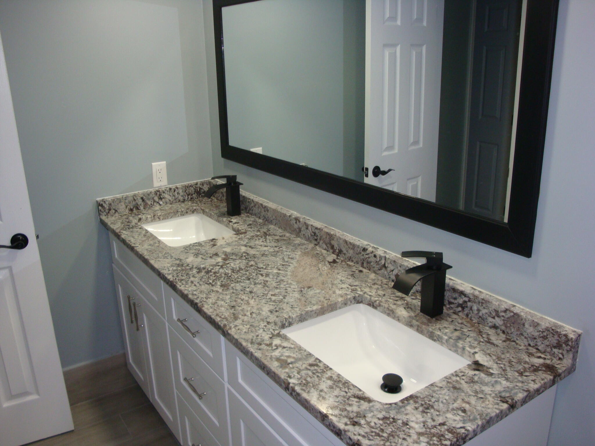 SPRINGDALE HOMES - Residential